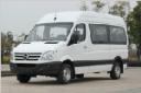 南京金龍D11純電動商務車