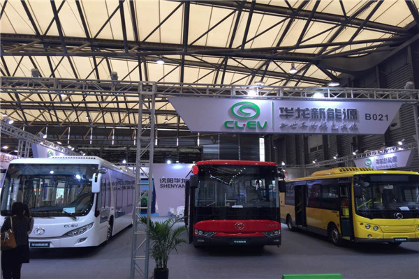 BUS EXPO 2017上?？蛙囌箌沈陽華龍客車展臺