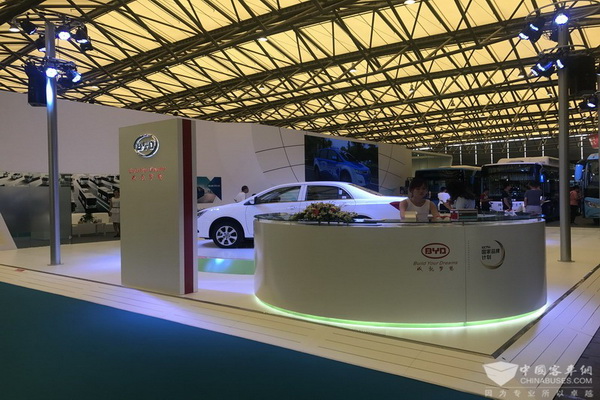 BUS EXPO2017上?？蛙囌箌比亞迪客車展臺