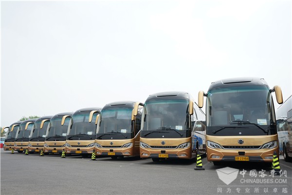 金旅XML6129J15S1客車(chē)(柴油國(guó)五24-54座)