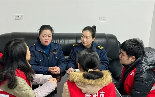 廖莎：把兩會(huì)“好聲音”帶到公交基層一線