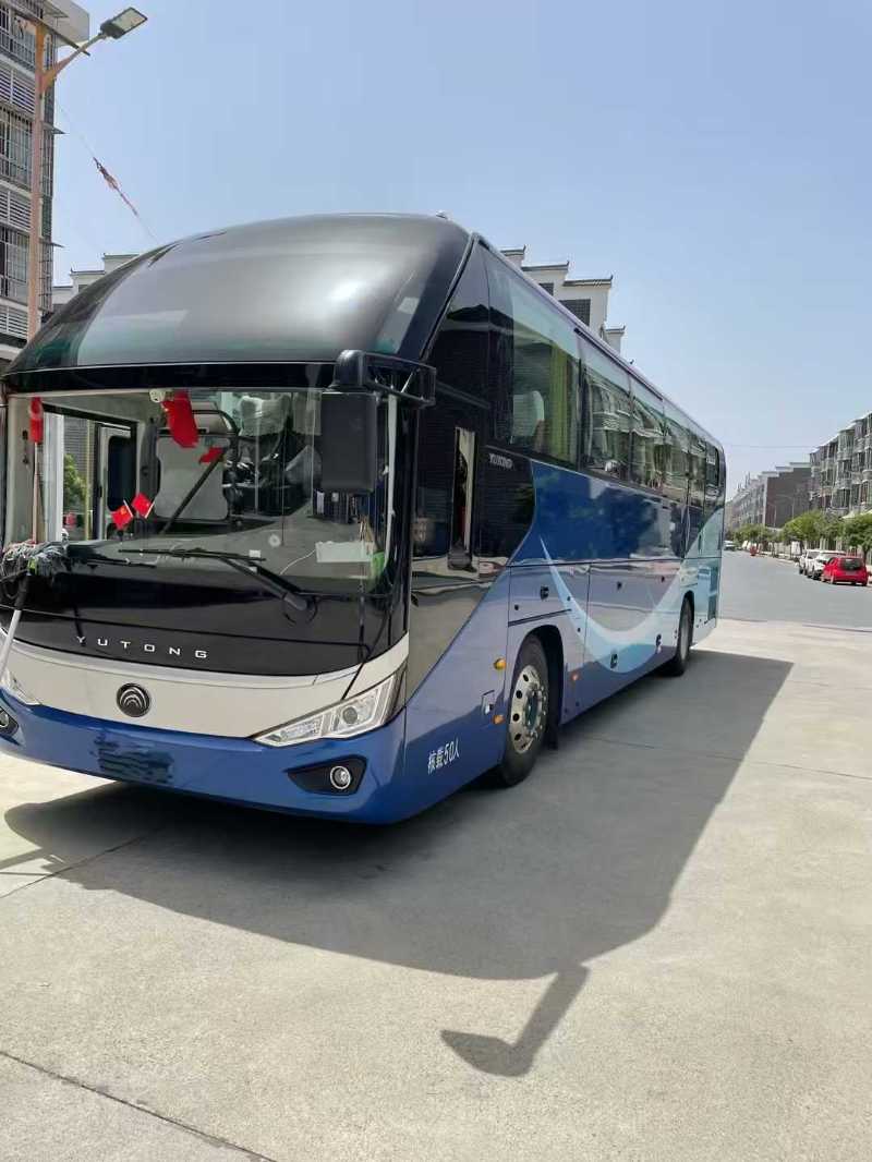 2023年6月準(zhǔn)新國(guó)六50座宇通6120氣囊旅游車