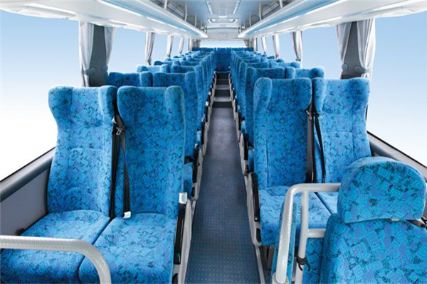 海格KLQ6905KQC50客車（天然氣國(guó)五24-41座）