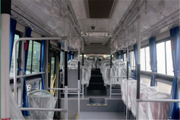 百路佳JXK6116BCHEVN公交車（天然氣/電混動國五24-44座）