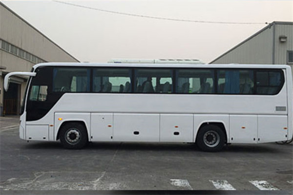 福田歐輝BJ6120U8LJB-2客車（柴油國四24-69座）