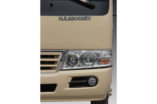 南京金龍NJL6806EV1客車（純電動(dòng)24-31座）