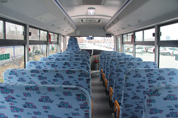 中通LCK6809D5X小學(xué)生專用校車（柴油國(guó)五24-41座）