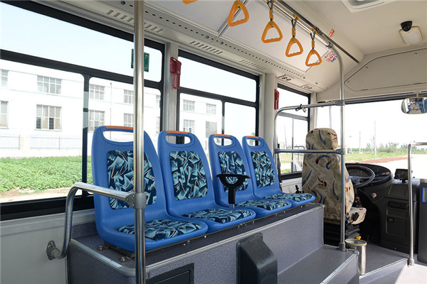 舒馳YTK6101GEV2公交車（純電動(dòng)20-33座）