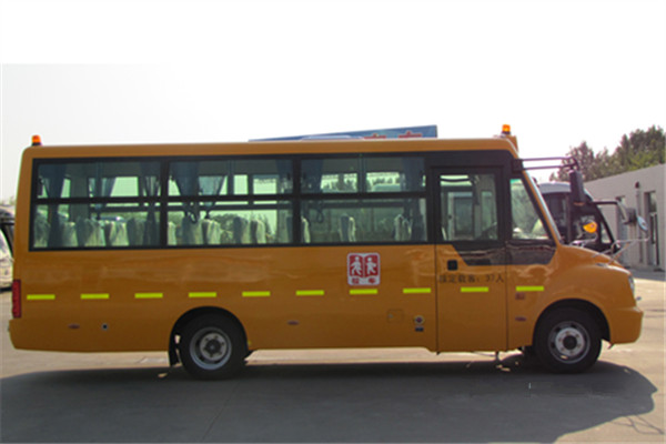 舒馳YTK6750X5小學(xué)生專用校車（柴油國五24-41座）