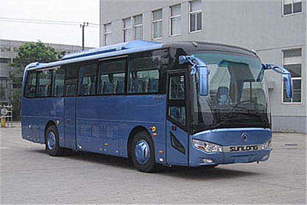 申龍SLK6118ULE0BEVS3公交車（純電動(dòng)10-51座）