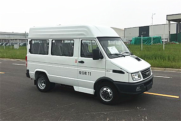 南京依維柯NJ6496ACZ客車（柴油國(guó)六10-11座）
