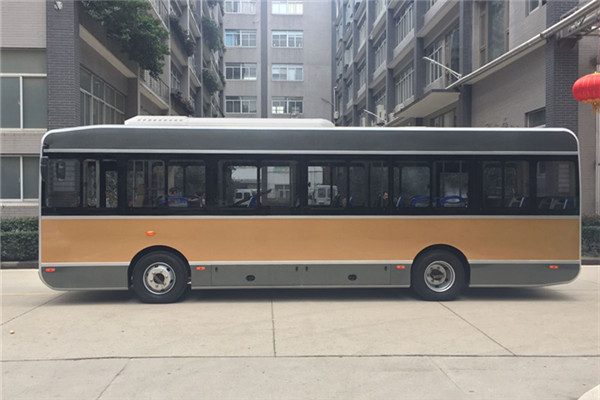 宏遠KMT6820GBEV公交車（純電動19-24座）